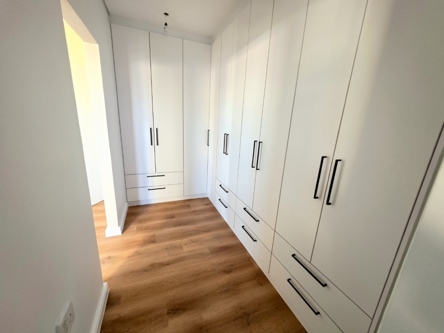 4 Bedroom Property for Sale in Sandown Western Cape